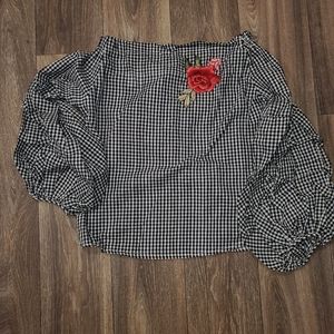 Vivid | Black/ White | Embroidered Rose Top